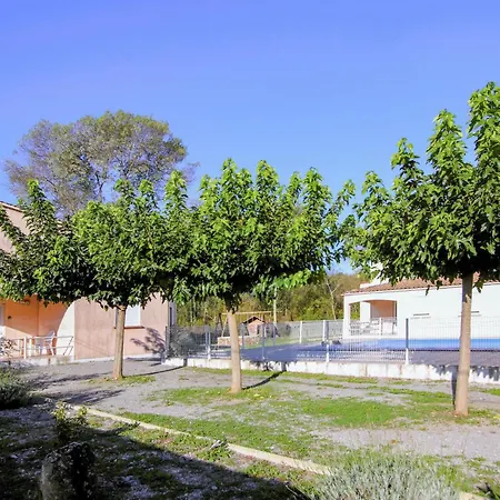 Beautiful In With Swimming Pool Holiday home