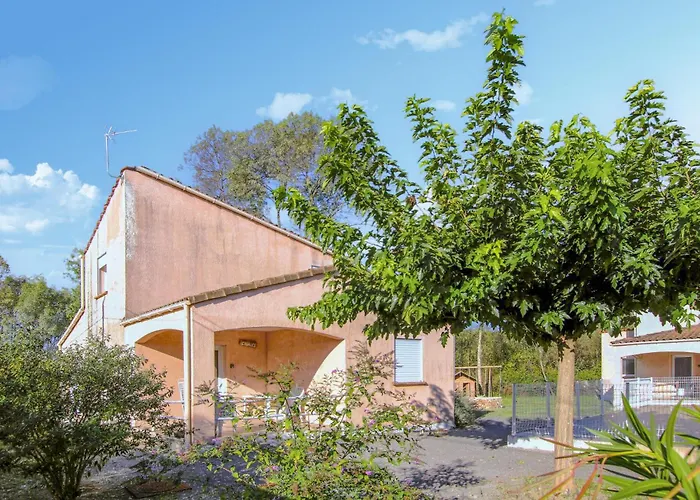 2 Bedroom Cozy In Сasa de vacaciones
